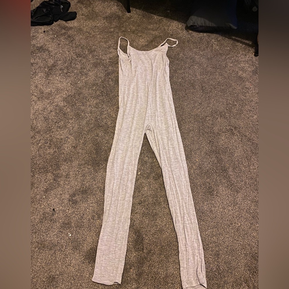 Fashion Nova grey body suit